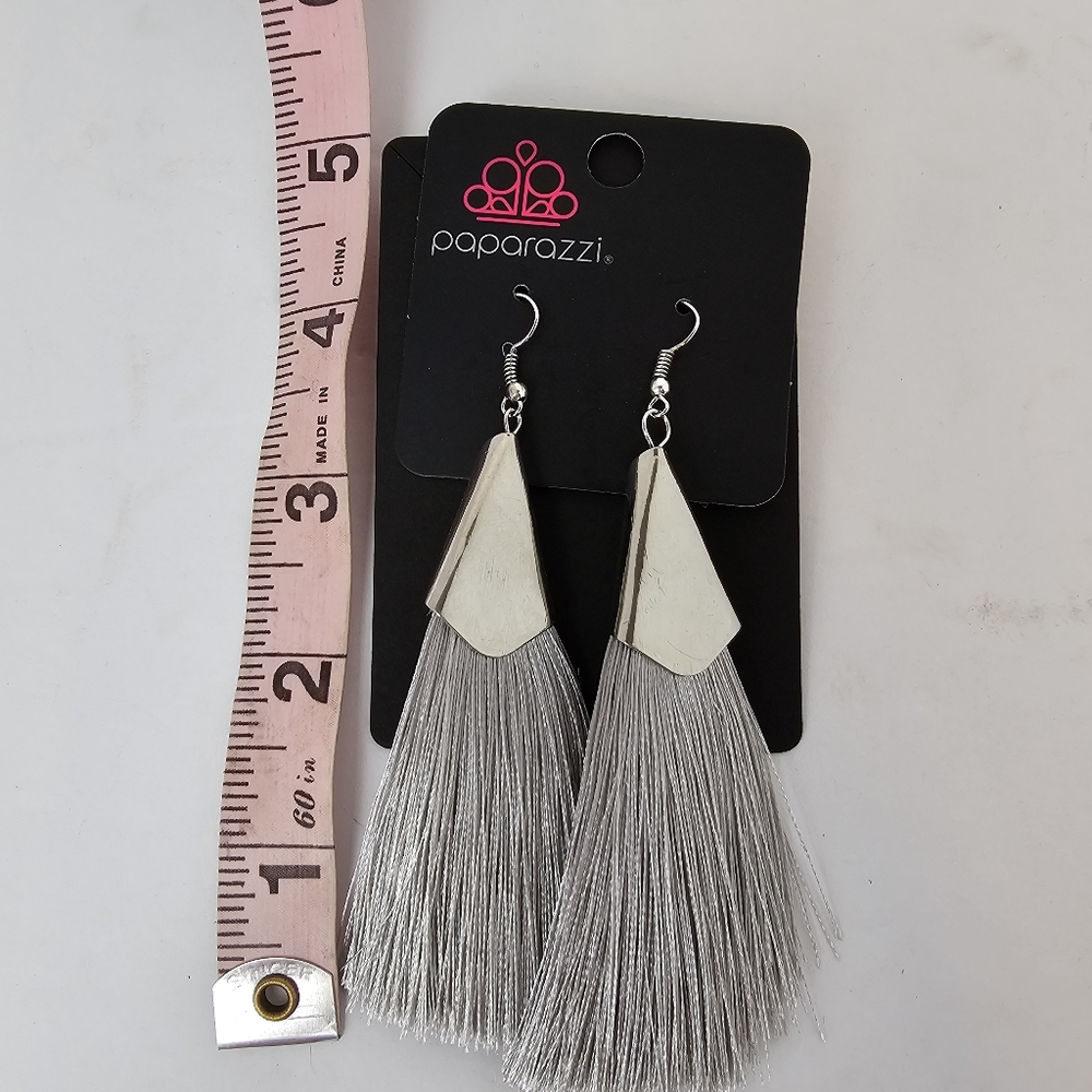 Earrings - Picture 4 of 4